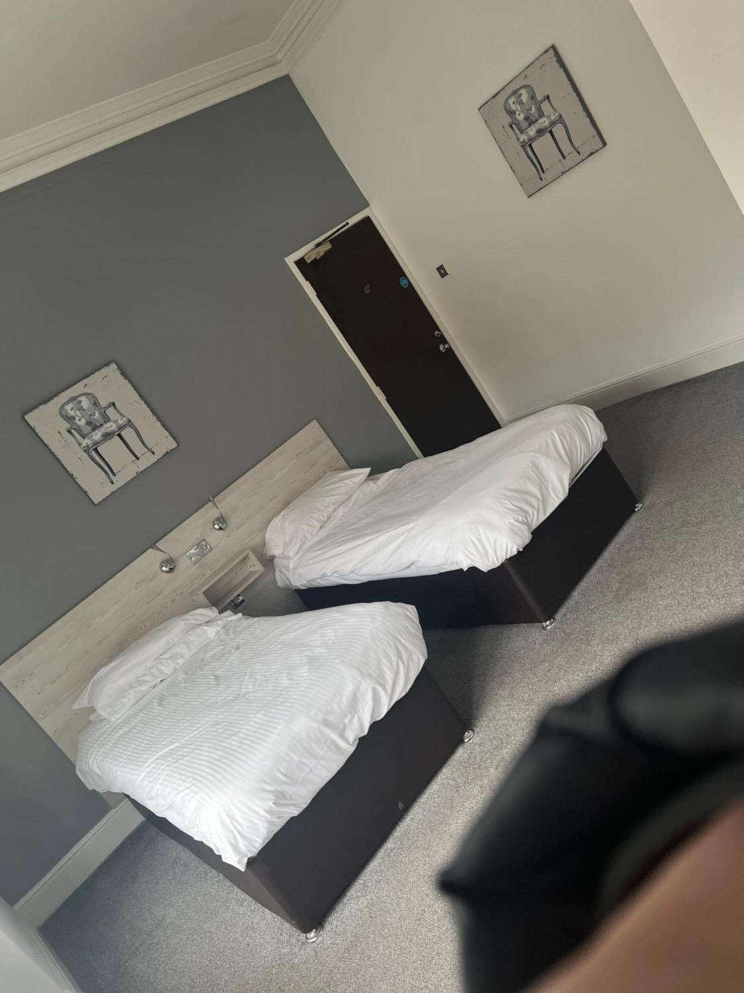 The Kings Head Bed and Breakfast Warrington Eksteriør billede